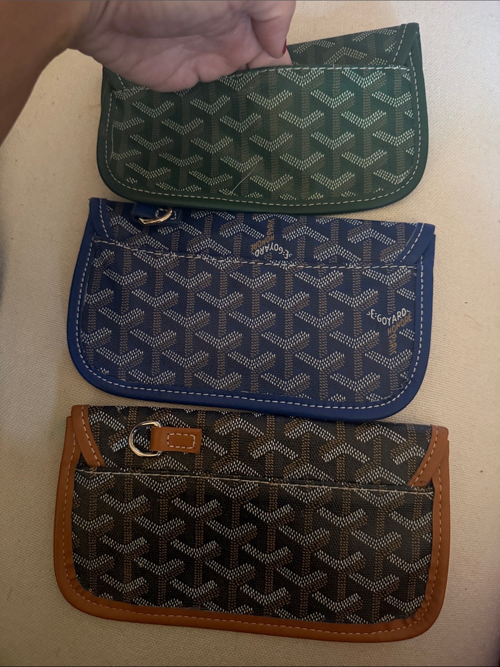 DH Gate -Inspired Tricolor Small Wallet Set - Brown, Blue & Green - Picture 5 of 11